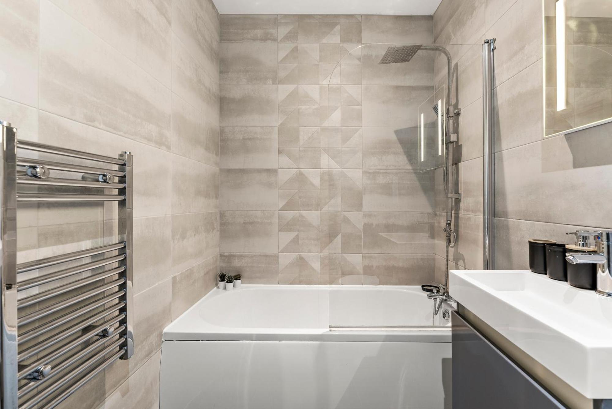 Comfortable 2-Bedroom Stay In NWI Extérieur photo