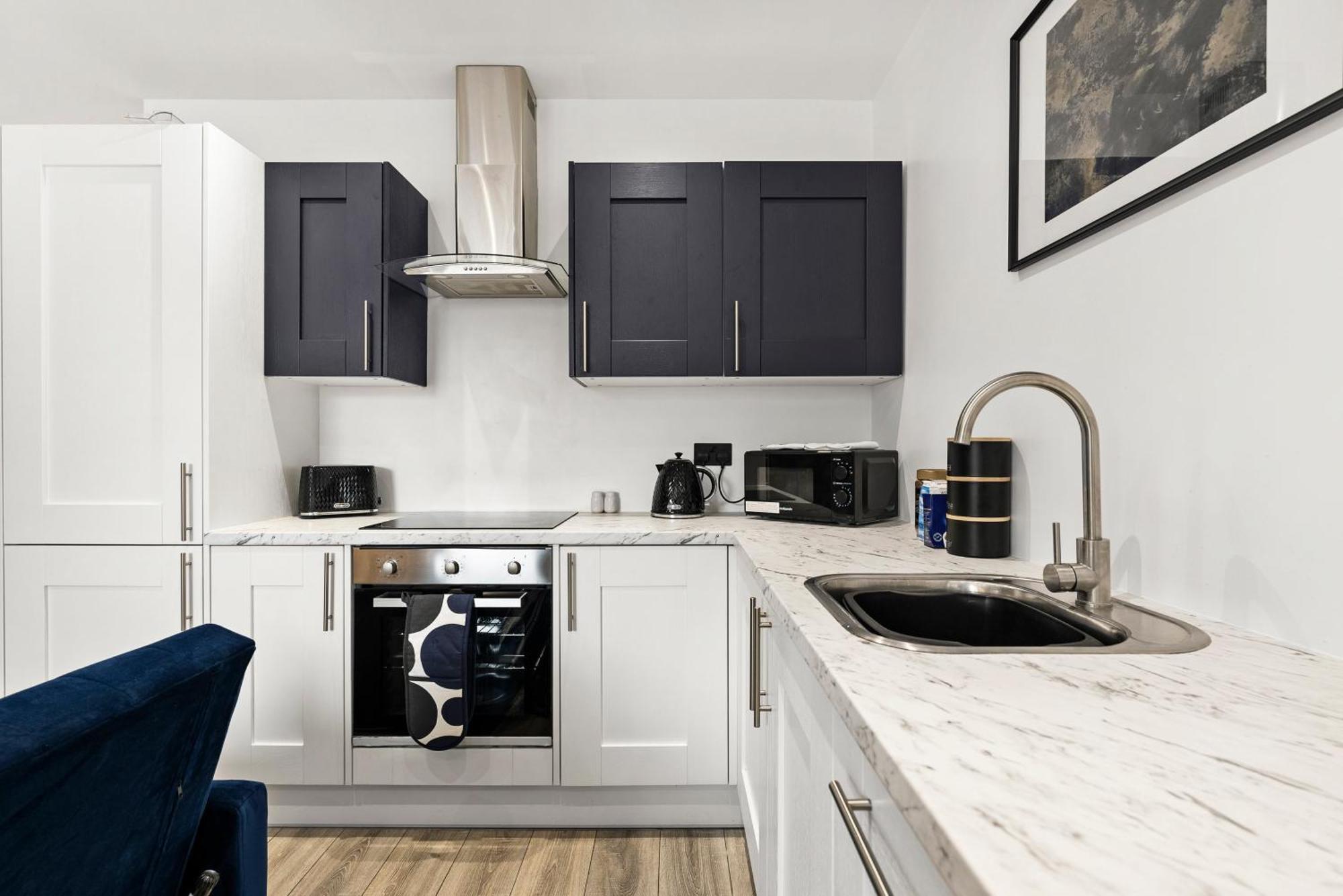 Comfortable 2-Bedroom Stay In NWI Extérieur photo