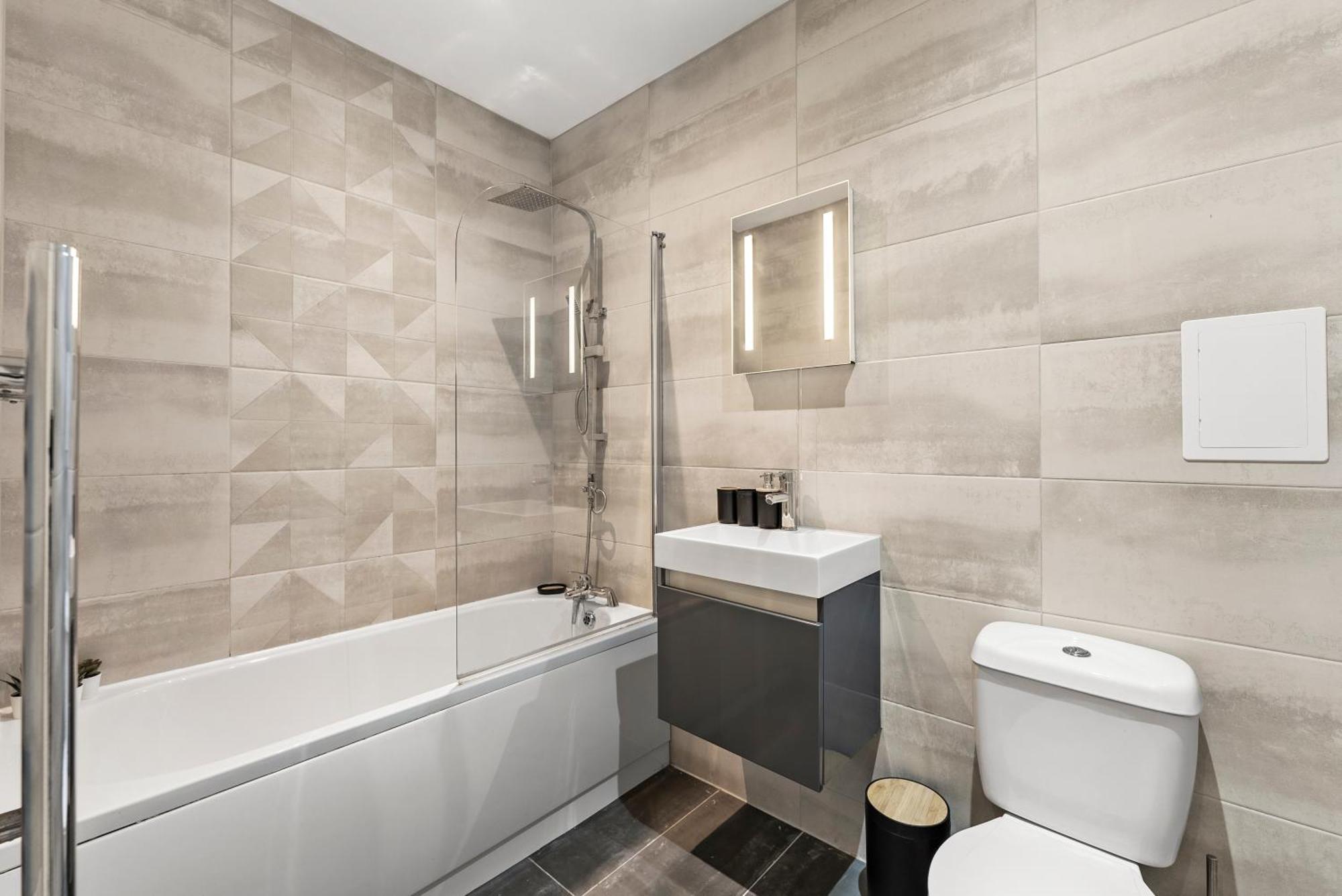 Comfortable 2-Bedroom Stay In NWI Extérieur photo