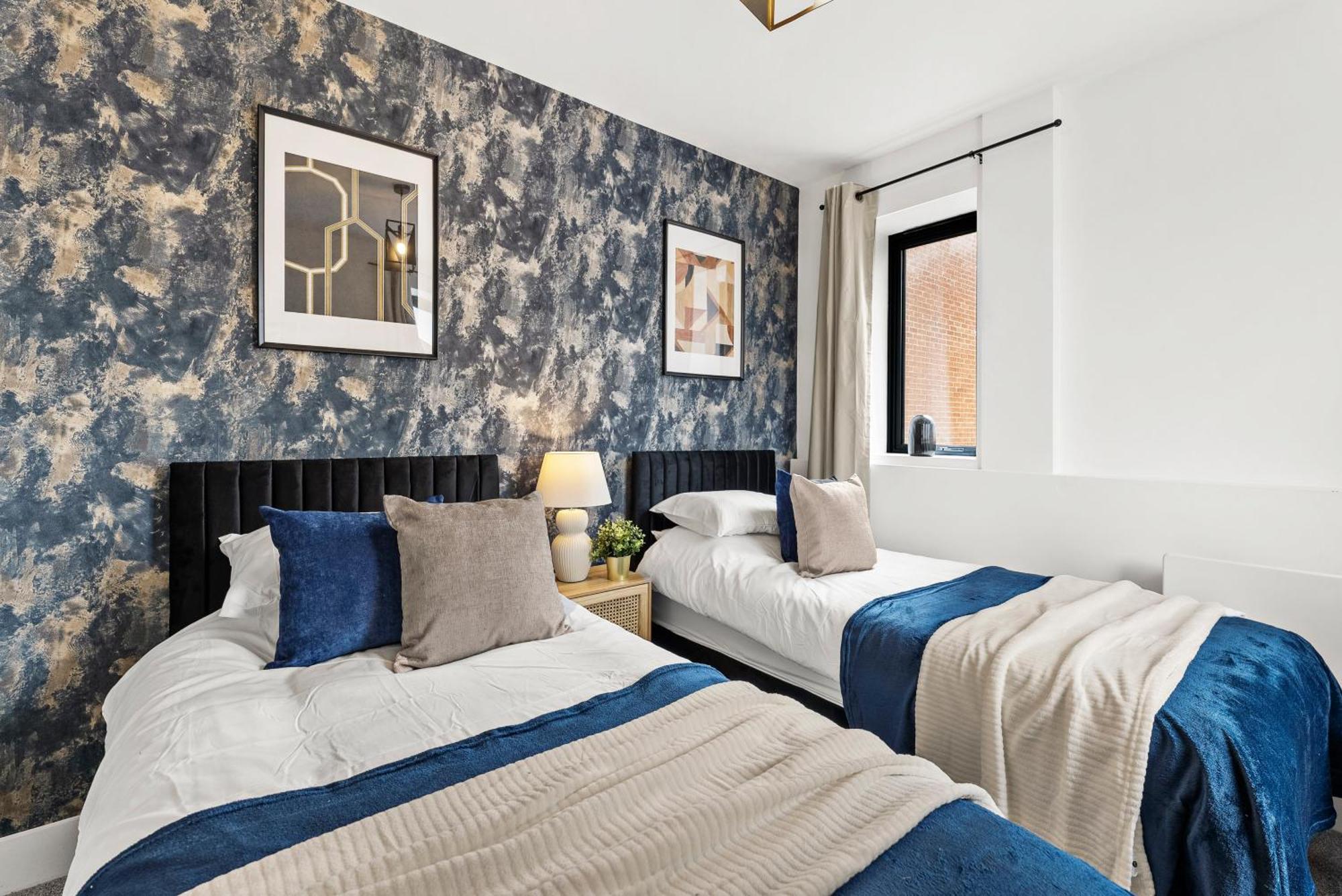 Comfortable 2-Bedroom Stay In NWI Extérieur photo